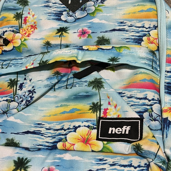 BNWT Neff backpack - Picture 3 of 4